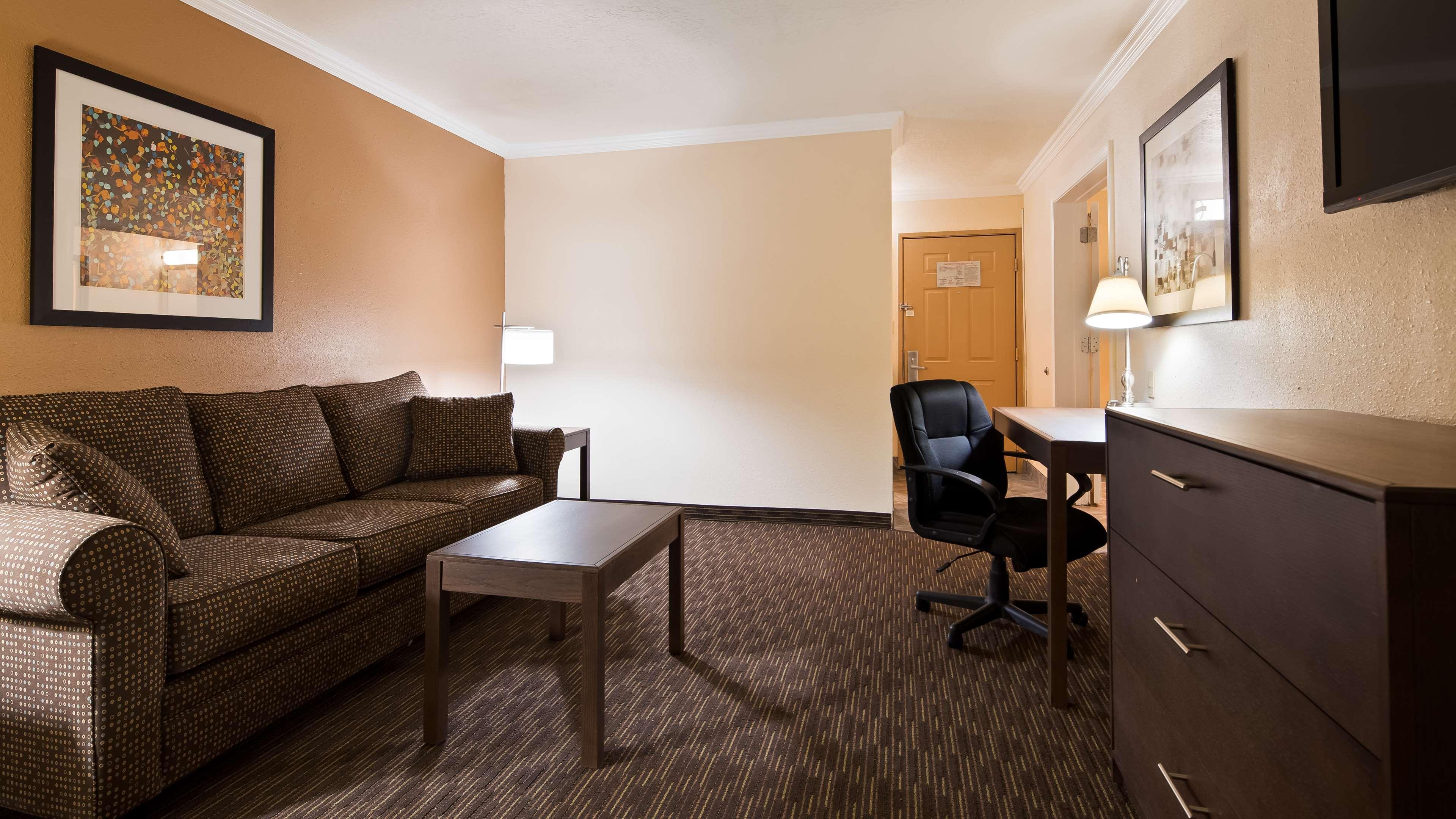 Best Western Airport Albuquerque Innsuites Hotel & Suites Zewnętrze zdjęcie