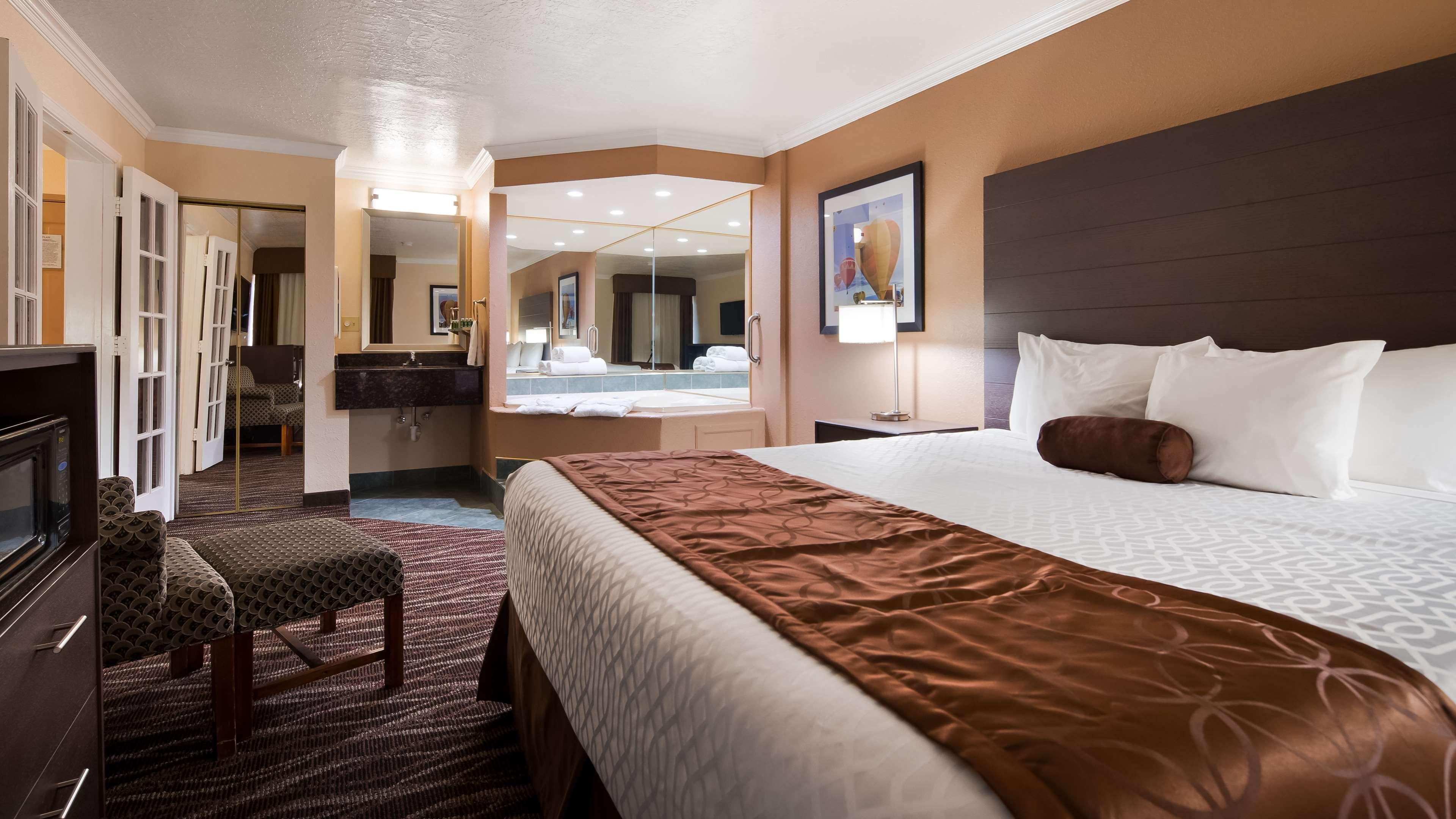 Best Western Airport Albuquerque Innsuites Hotel & Suites Zewnętrze zdjęcie