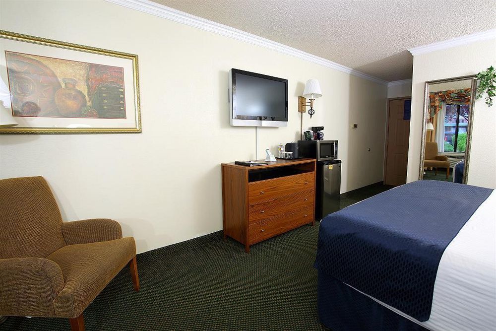 Best Western Airport Albuquerque Innsuites Hotel & Suites Zewnętrze zdjęcie
