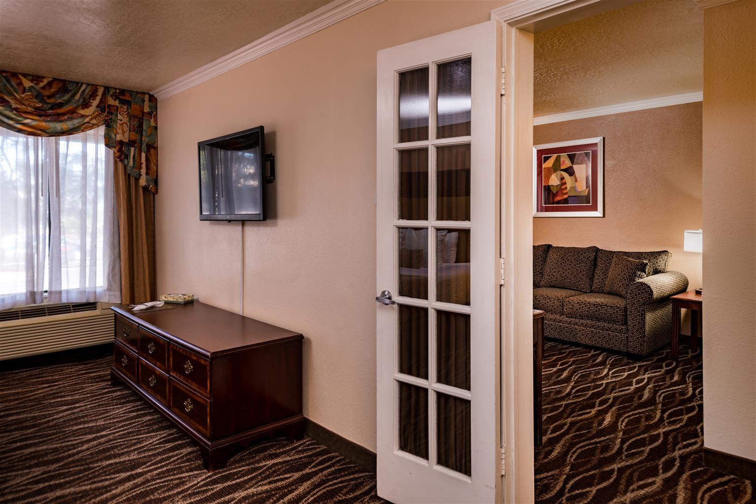 Best Western Airport Albuquerque Innsuites Hotel & Suites Zewnętrze zdjęcie